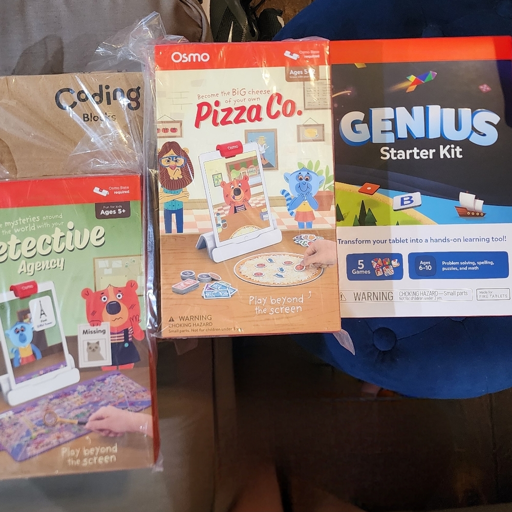 2 Osmo Starter Sets and Games (9 total)